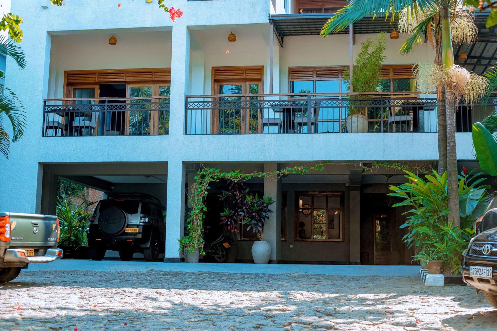 Kivu Hilltop View Resort Gisenyi Exterior photo